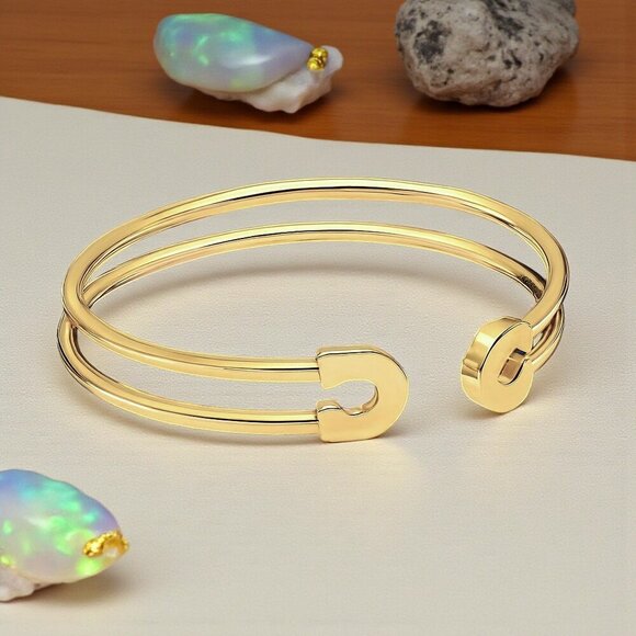 ๐ 18K Gold Plated Stainless Steel Modern Open Cuff Pin-Shaped Trendy Bracelet - Picture 5 of 15